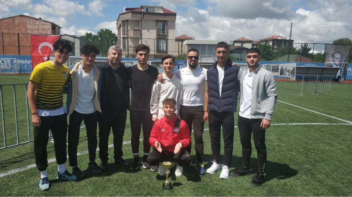 Arnavutköy İlçe Şenlikleri Futsal Turnuvasında 2. Olduk